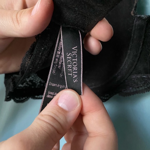Victoria’s Secret Black Lace Bra - Picture 3 of 3